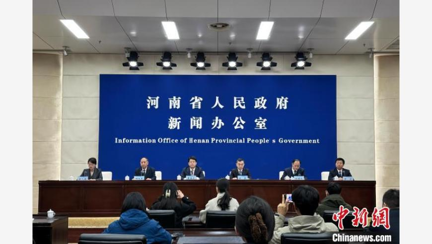 养老机器人,二四六天空彩天下彩资料,最新热门解答落实_储蓄版V5.20